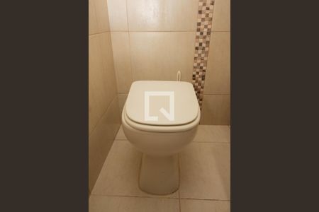 Casa à venda com 200m², 3 quartos e 3 vagasBanheiro da Suíte 1