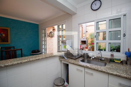 Casa à venda com 200m², 3 quartos e 3 vagasCozinha