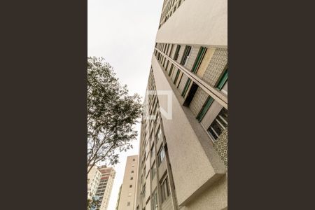 Apartamento à venda com 96m², 2 quartos e 1 vaga Apartamento à venda com 96m², 2 quartos e 1 vagaFachada