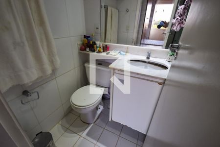 Apartamento à venda com 70m², 2 quartos e 1 vagaBanheiro do Quarto 2 (Suíte)