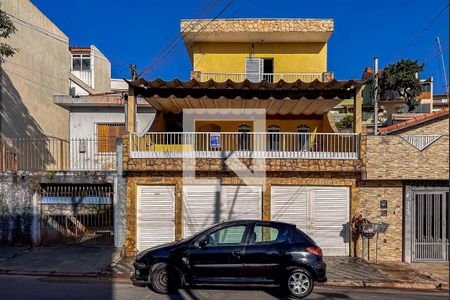 Casa para alugar com 120m², 2 quartos e 1 vagaFachada