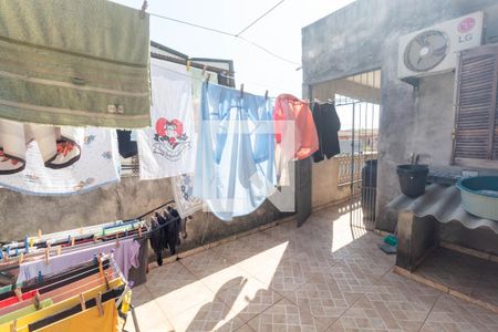 Casa à venda com 200m², 3 quartos e 2 vagas Casa à venda com 200m², 3 quartos e 2 vagasQuintal