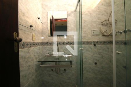 Casa à venda com 220m², 3 quartos e 1 vagaBanheiro da Suíte 2