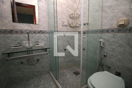 Casa à venda com 220m², 3 quartos e 1 vagaBanheiro da Suíte 2