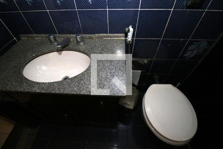 Casa à venda com 220m², 3 quartos e 1 vagaBanheiro Social