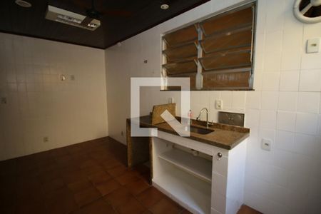 Casa à venda com 220m², 3 quartos e 1 vagaCozinha