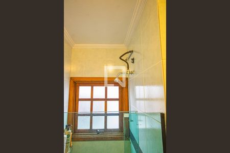 Casa à venda com 260m², 4 quartos e 6 vagas Casa à venda com 260m², 4 quartos e 6 vagasBanheiro Social