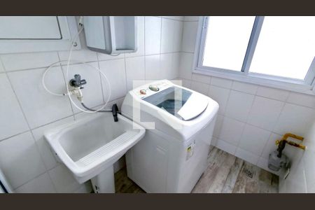 Apartamento à venda com 72m², 3 quartos e 1 vaga Apartamento à venda com 72m², 3 quartos e 1 vagaÁrea de Serviço