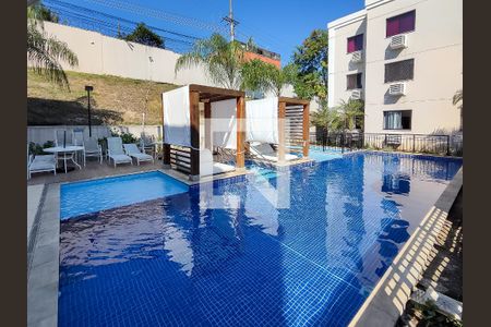 Apartamento à venda com 68m², 3 quartos e 1 vagaÁrea comum - Piscina