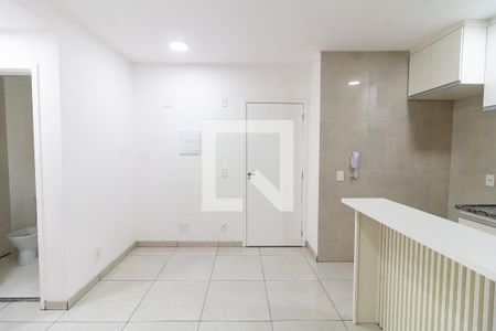 Sala de apartamento à venda com 2 quartos, 48m² em Ayrosa, Osasco