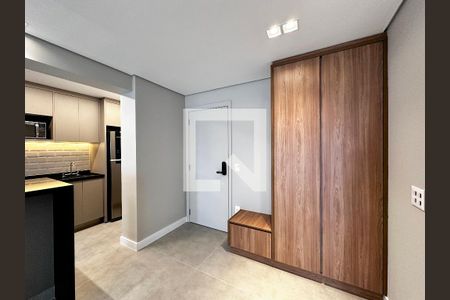Sala de apartamento para alugar com 2 quartos, 66m² em Jardim das Acácias, São Paulo