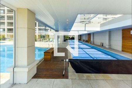 Apartamento para alugar com 242m², 3 quartos e 3 vagasÁrea comum - Piscina