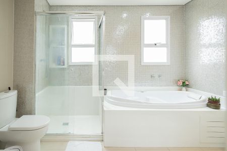 Apartamento para alugar com 242m², 3 quartos e 3 vagasBanheiro - Suíte 3