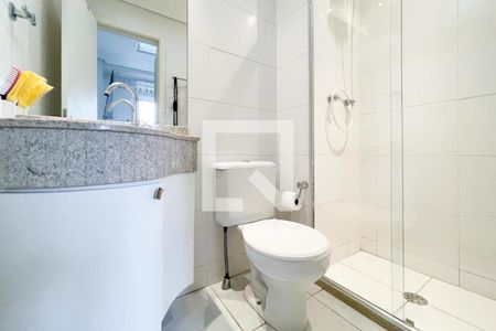 Apartamento para alugar com 242m², 3 quartos e 3 vagasBanheiro de serviço