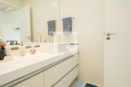 Apartamento para alugar com 242m², 3 quartos e 3 vagasBanheiro - Suíte 2