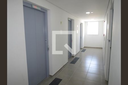 Apartamento para alugar com 35m², 2 quartos e sem vagaElevadores