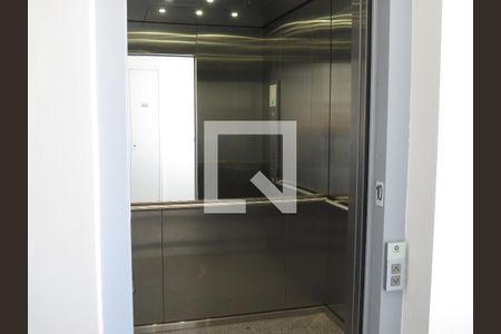 Apartamento para alugar com 35m², 2 quartos e sem vagaElevadores