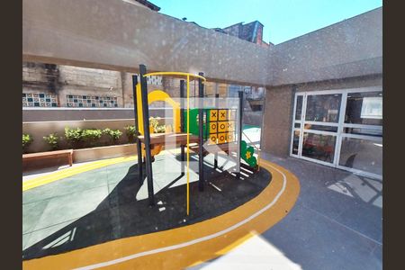 Apartamento para alugar com 35m², 2 quartos e sem vagaÁrea comum - Playground