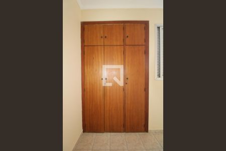 Apartamento à venda com 81m², 3 quartos e 2 vagasQuarto 2