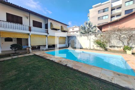 Casa à venda com 720m², 6 quartos e 5 vagasPiscina