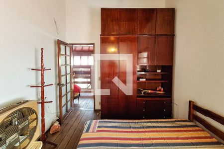 Casa à venda com 720m², 6 quartos e 5 vagasSuíte 2