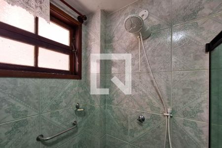 Casa à venda com 720m², 6 quartos e 5 vagasBanheiro da Suíte 2