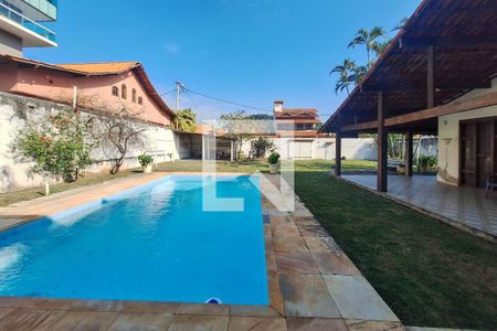 Casa à venda com 720m², 6 quartos e 5 vagasPiscina