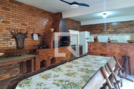 Casa à venda com 720m², 6 quartos e 5 vagasChurrasqueira