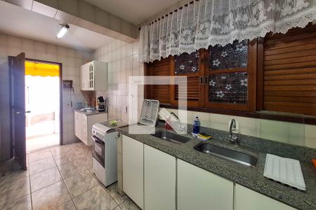 Casa à venda com 720m², 6 quartos e 5 vagasCozinha