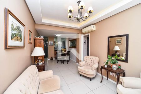 Sala de apartamento para alugar com 3 quartos, 90m² em Passo da Areia, Porto Alegre