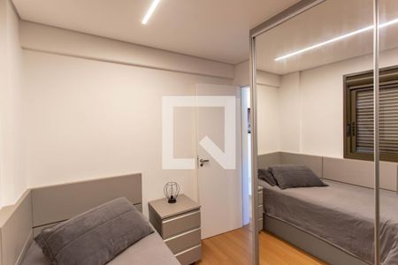 Apartamento à venda com 171m², 3 quartos e 3 vagasQuarto 2