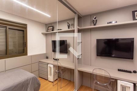 Apartamento à venda com 171m², 3 quartos e 3 vagasQuarto 2