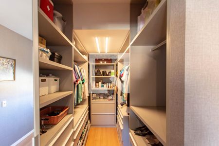 Apartamento à venda com 171m², 3 quartos e 3 vagasCloset da suíte