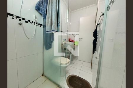Casa à venda com 170m², 3 quartos e 3 vagasBanheiro Quarto 2
