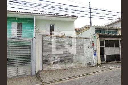 Casa à venda com 170m², 3 quartos e 3 vagasFachada
