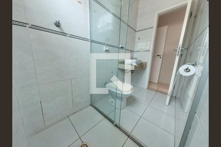 Casa à venda com 170m², 3 quartos e 3 vagasBanheiro Quarto 3