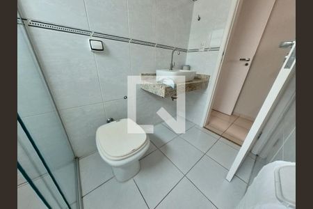Casa à venda com 170m², 3 quartos e 3 vagasBanheiro Quarto 3