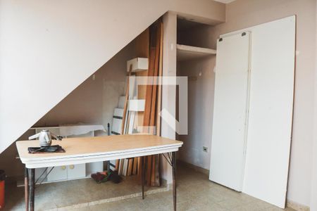 Casa à venda com 155m², 4 quartos e 2 vagasÁrea de Serviço