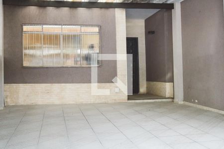 Casa à venda com 155m², 4 quartos e 2 vagasGaragem