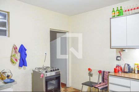 Apartamento à venda com 90m², 2 quartos e sem vaga Apartamento à venda com 90m², 2 quartos e sem vagaCozinha