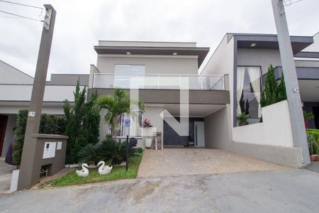 Casa de condomínio para alugar com 211m², 4 quartos e 3 vagas Casa de condomínio para alugar com 211m², 4 quartos e 3 vagasFachada da Casa