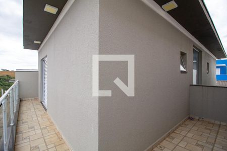 Casa de condomínio para alugar com 211m², 4 quartos e 3 vagas Casa de condomínio para alugar com 211m², 4 quartos e 3 vagasVaranda da Suíte