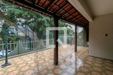 Casa à venda com 386m², 8 quartos e 2 vagas Casa à venda com 386m², 8 quartos e 2 vagasÁrea comum