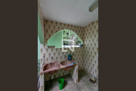 Casa à venda com 386m², 8 quartos e 2 vagas Casa à venda com 386m², 8 quartos e 2 vagasÁrea de Serviço