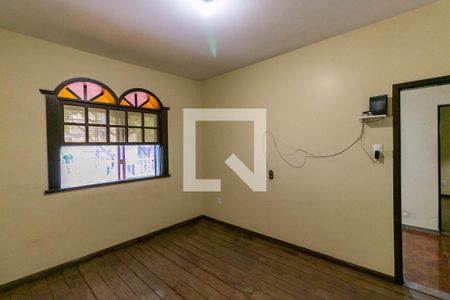 Casa à venda com 386m², 8 quartos e 2 vagas Casa à venda com 386m², 8 quartos e 2 vagasQuarto 7