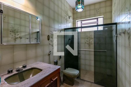 Casa à venda com 386m², 8 quartos e 2 vagas Casa à venda com 386m², 8 quartos e 2 vagasBanheiro 2