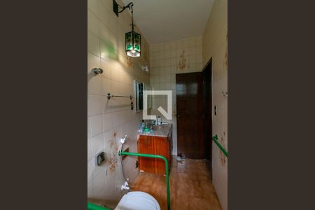 Casa à venda com 386m², 8 quartos e 2 vagas Casa à venda com 386m², 8 quartos e 2 vagasBanheiro