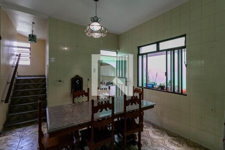 Casa à venda com 386m², 8 quartos e 2 vagas Casa à venda com 386m², 8 quartos e 2 vagasCopa