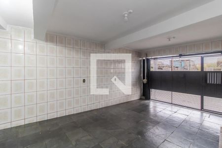 Casa à venda com 210m², 3 quartos e 3 vagasGaragem