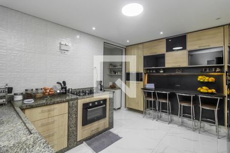 Casa à venda com 210m², 3 quartos e 3 vagasCozinha